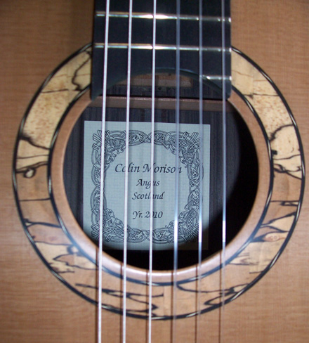 Classical &

Flamenco Guitarmaker